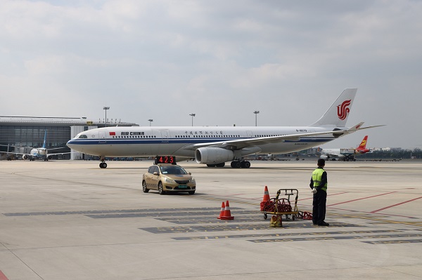 hangzhou airport launches new international-domestic transfer halls, saving passengers over 100 minutes