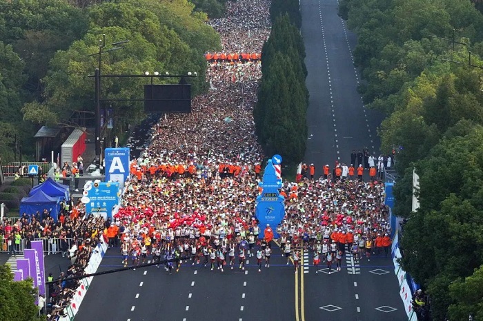 hangzhou marathon concludes with new records