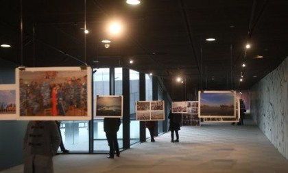 in pics: photo exhibition sheds lights on qiantang river