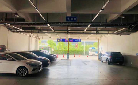 buses, private cars to share parking lots in hangzhou